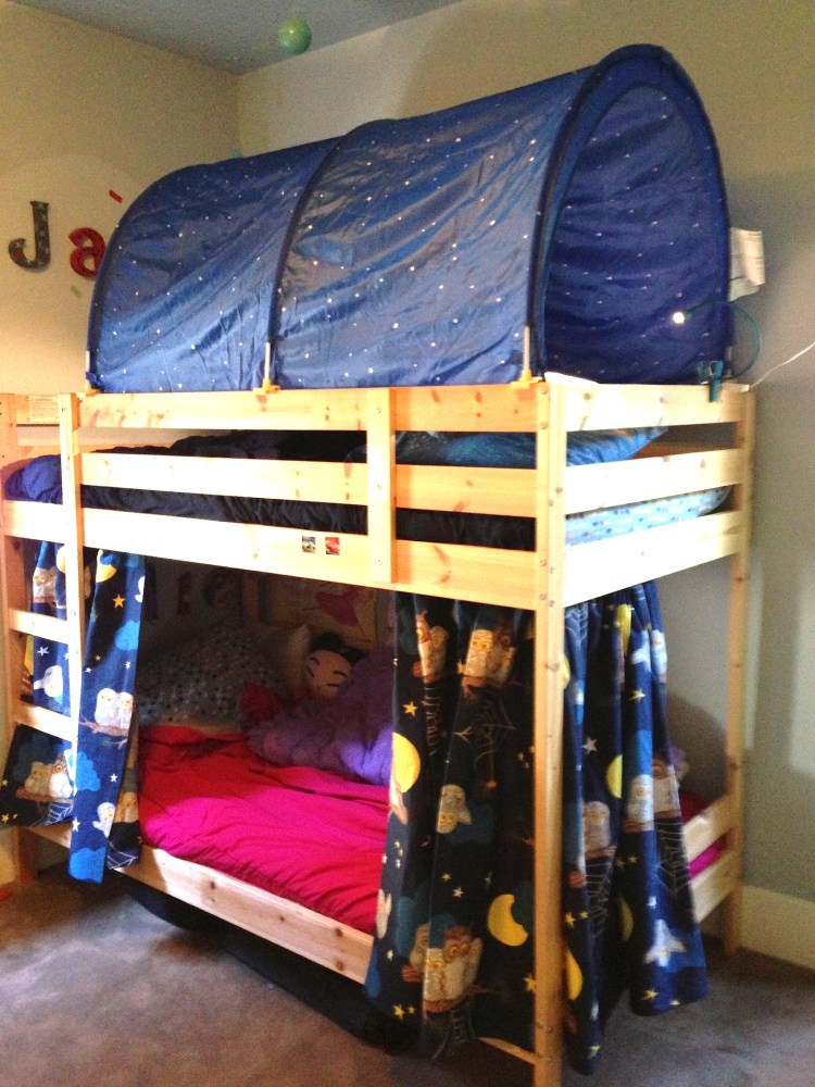 Bunk Bed Forts!
